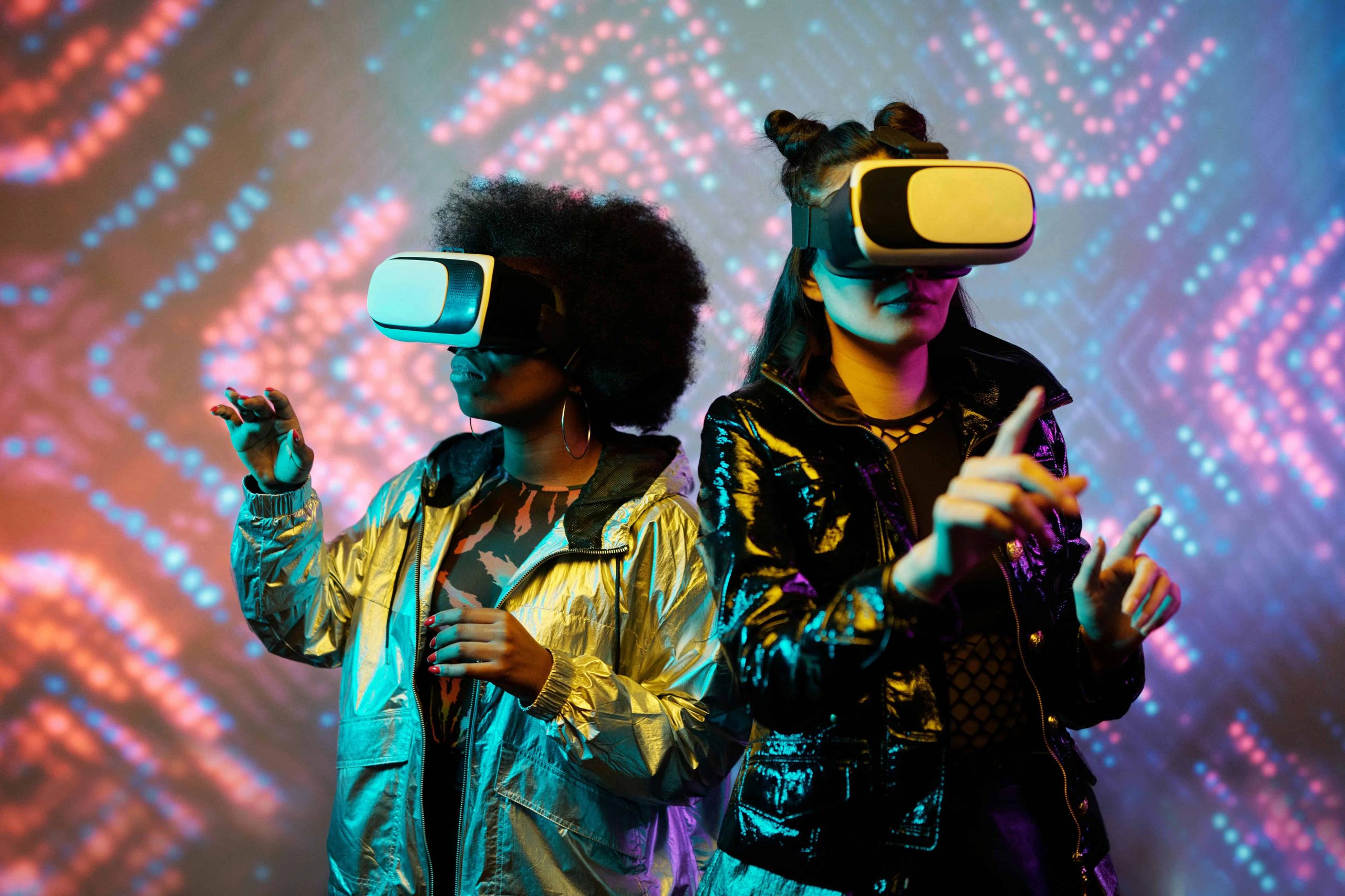 girls using virtual reality